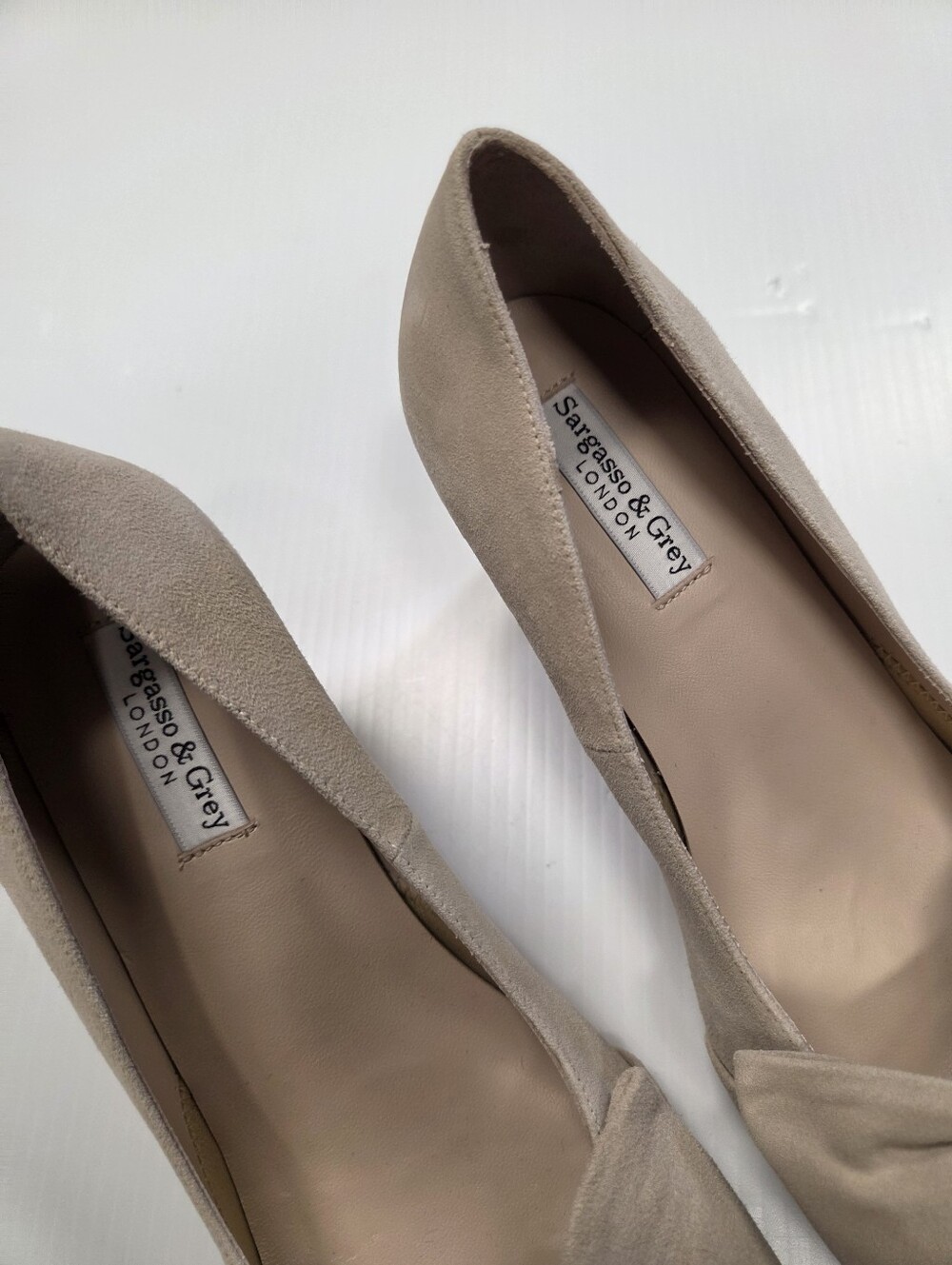 Sargasso And Grey London Lori Pump - Almond Suede Leather Bow Heel 37.5 7 - Picture 3 of 9